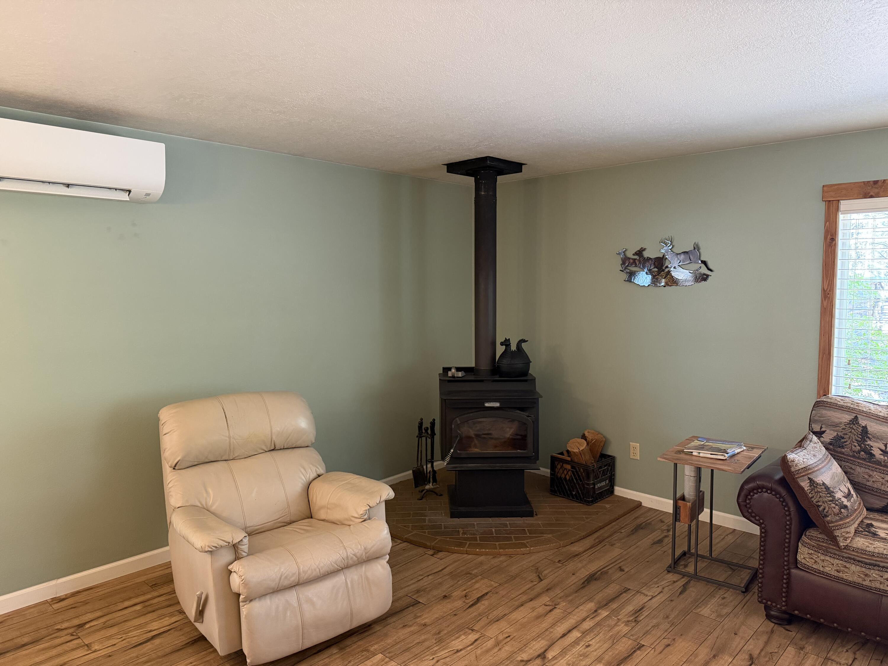 15740 Cornell Road La Pine, OR 97739 - Photo 10 of 54 IMG_2575