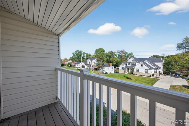 $174,900 | 530 Nirk Avenue, Unit F, St. Louis, MO 63122