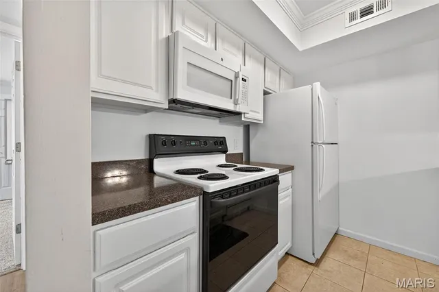 $174,900 | 530 Nirk Avenue, Unit F, St. Louis, MO 63122