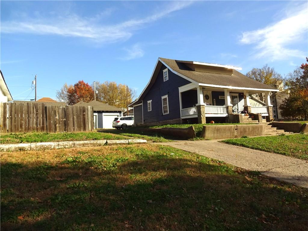 312 South 8th Street Independence, KS 67301 - Photo 4 of 18