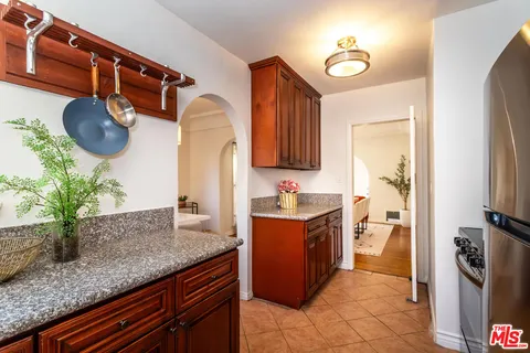 $899,000 | 4118 5th Avenue, Los Angeles, CA 90008