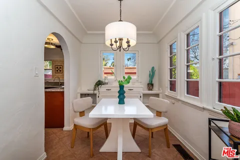 $899,000 | 4118 5th Avenue, Los Angeles, CA 90008