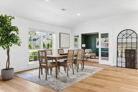 $1,325,000 | 10102 Candlewood Drive, Houston, TX 77042