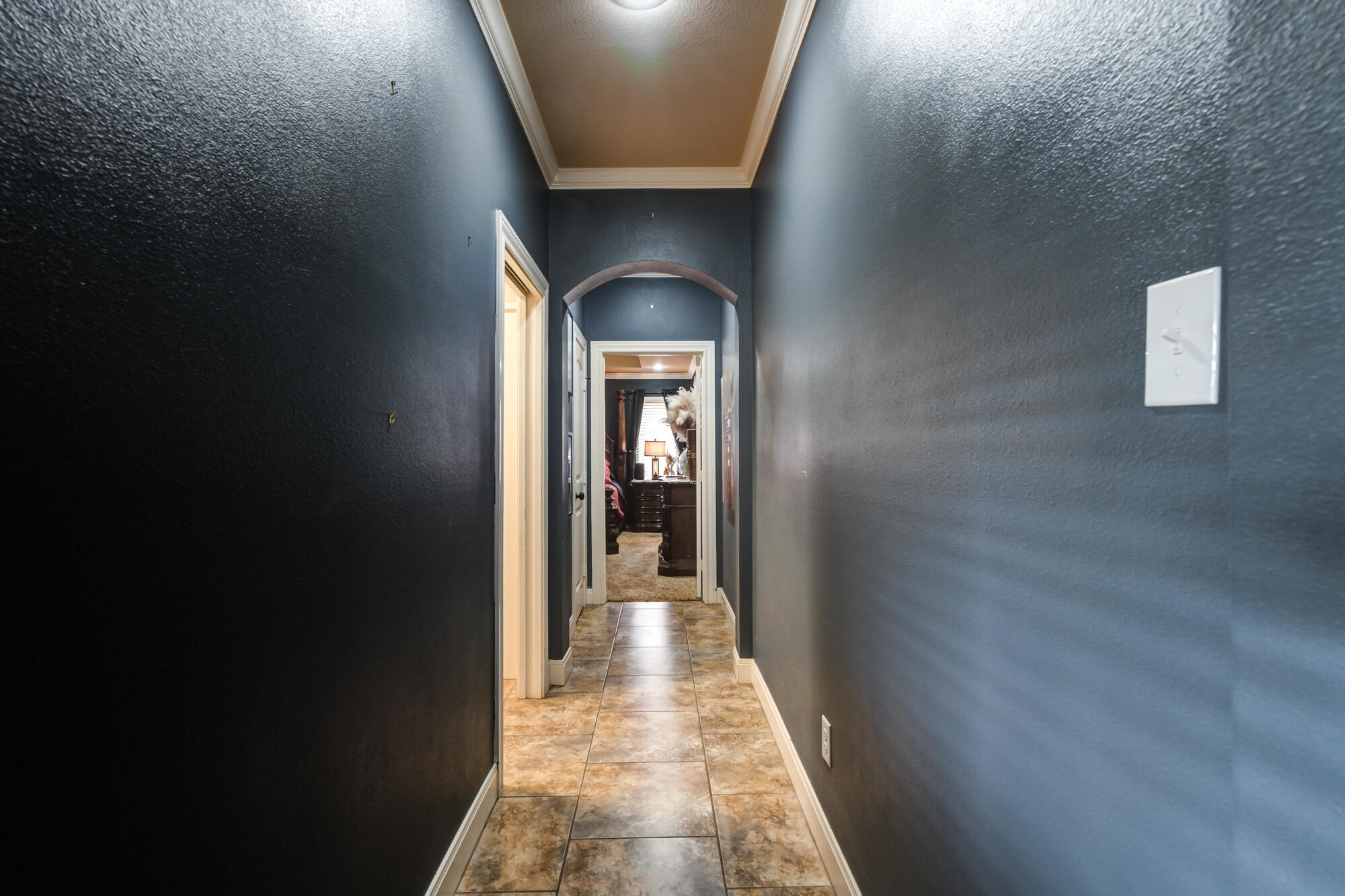 6309 76th Street Lubbock, TX 79424 - Photo 48 of 61 6309-76th-St_Lubbock-TX_42_Hallway