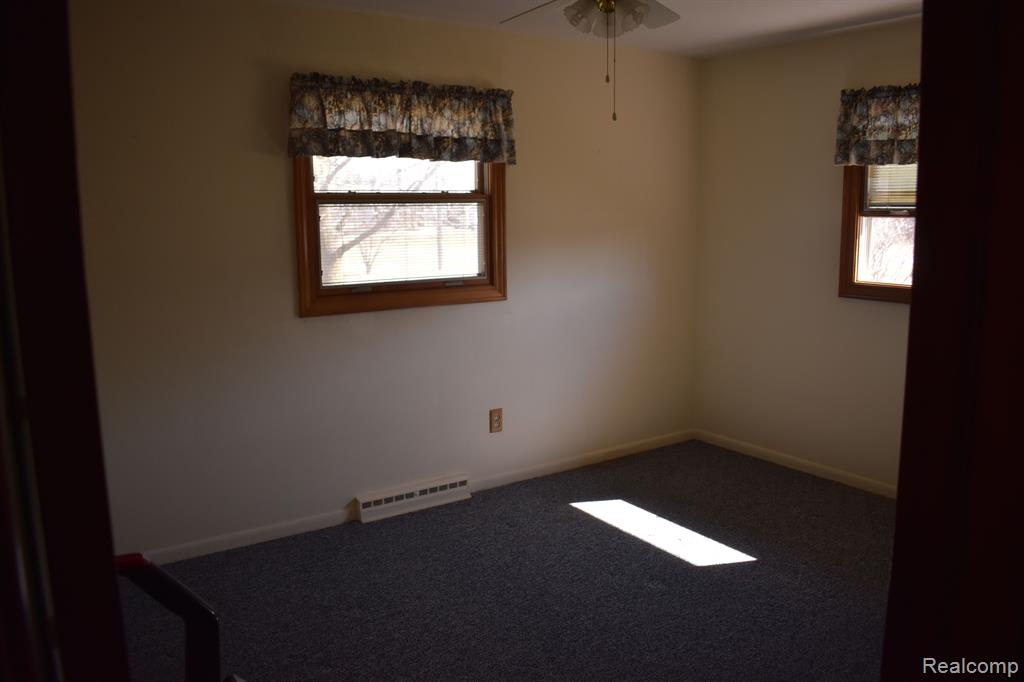 5211 North Fowlerville Road Fowlerville, MI 48836 - Photo 8 of 21 Gallery Image 8