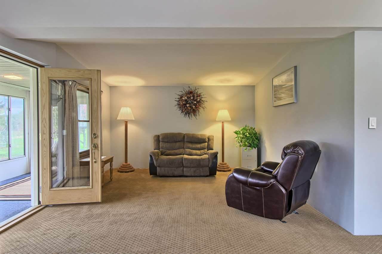 2250 North Mork Road Suttons Bay, MI 49682 - Photo 25 of 41 1859120-24.JPG