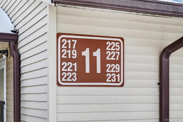 $225,000 | 231 Concord Lane, Middletown, NY 10940