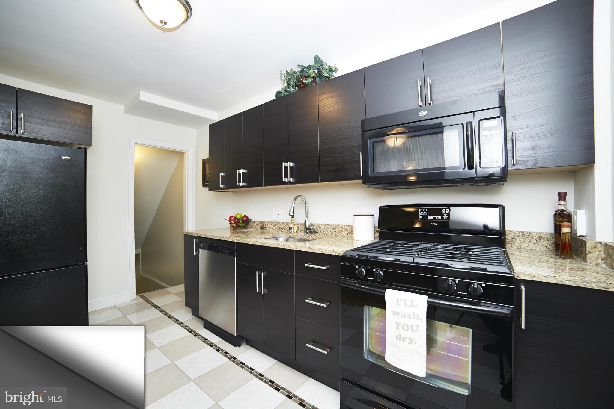6002 Glennor Road Baltimore, MD 21239 - Photo 12 of 30 Kitchen
