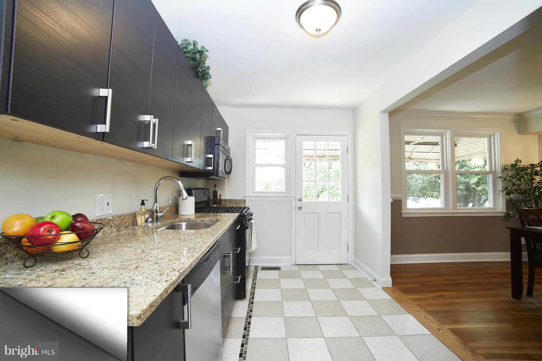 6002 Glennor Road Baltimore, MD 21239 - Photo 16 of 30 Kitchen