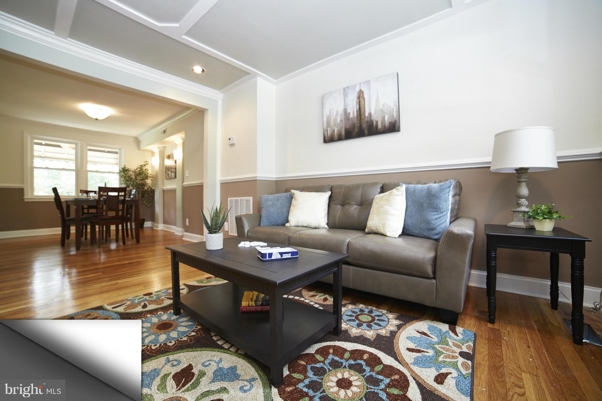 6002 Glennor Road Baltimore, MD 21239 - Photo 4 of 30 Living Room