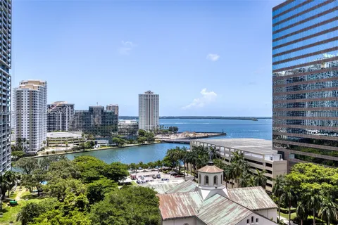 $3,700 | 500 Brickell Avenue, Unit 1400, Miami, FL 33131