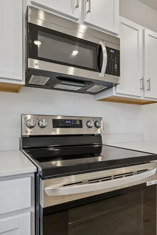 $319,900 | 206 Dry Creek Commons Drive, Goodlettsville, TN 37072