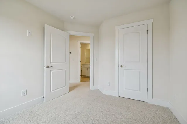 $319,900 | 206 Dry Creek Commons Drive, Goodlettsville, TN 37072