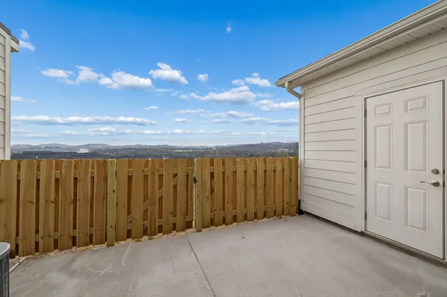 $319,900 | 206 Dry Creek Commons Drive, Goodlettsville, TN 37072