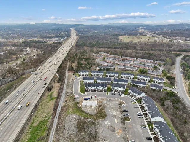 $319,900 | 206 Dry Creek Commons Drive, Goodlettsville, TN 37072