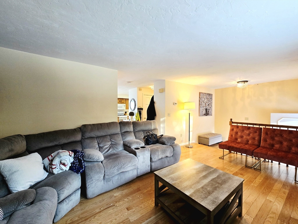 4 Villa Roma Drive, Unit 4 Tewksbury, MA 01876 - Photo 13 of 42