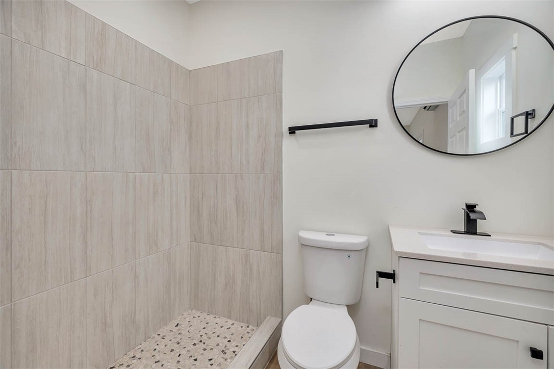 608 Q Street Brunswick, GA 31520 - Photo 7 of 15