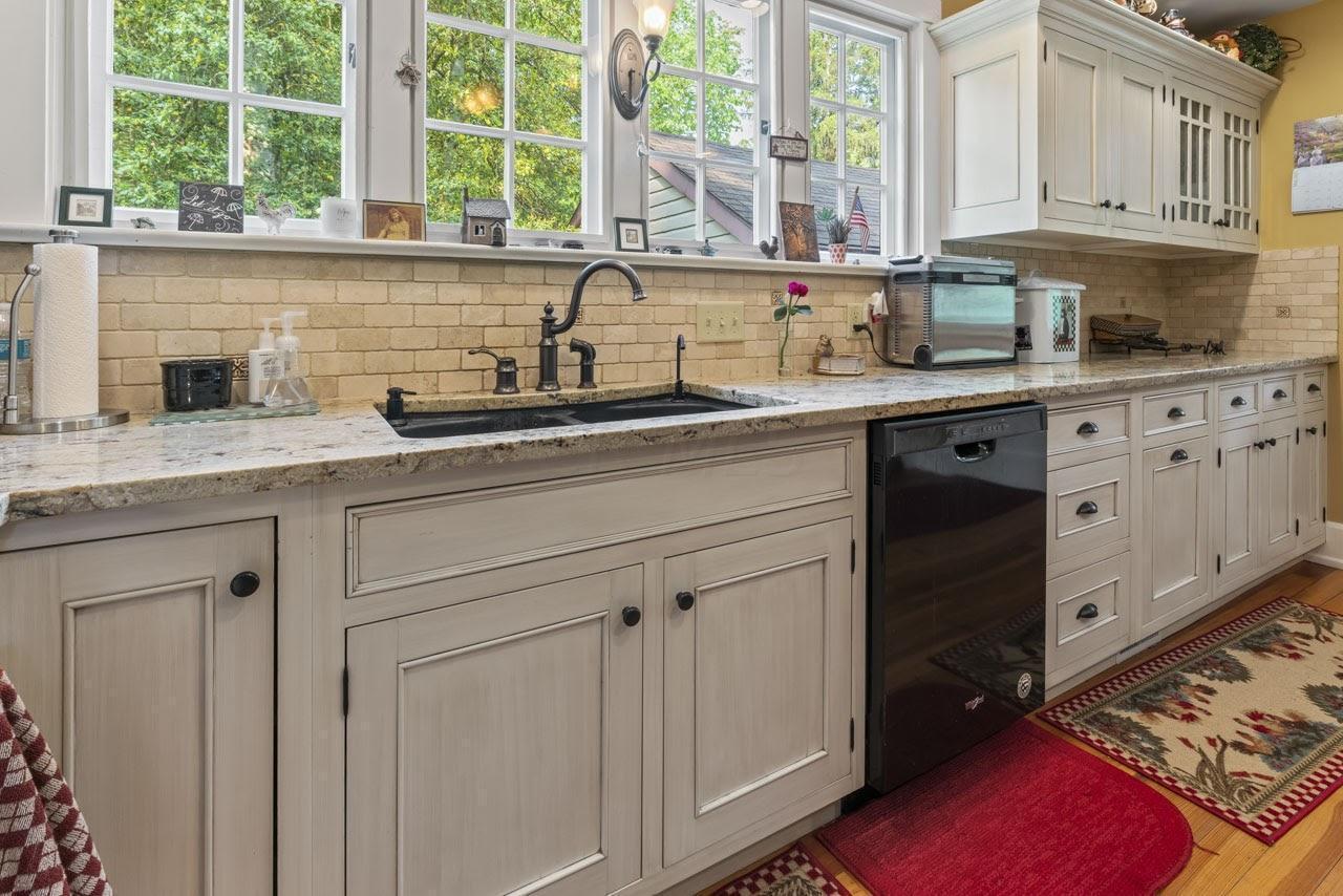 11939 Marne Road Newark, OH 43055 - Photo 18 of 66 Marne Rd kitchen