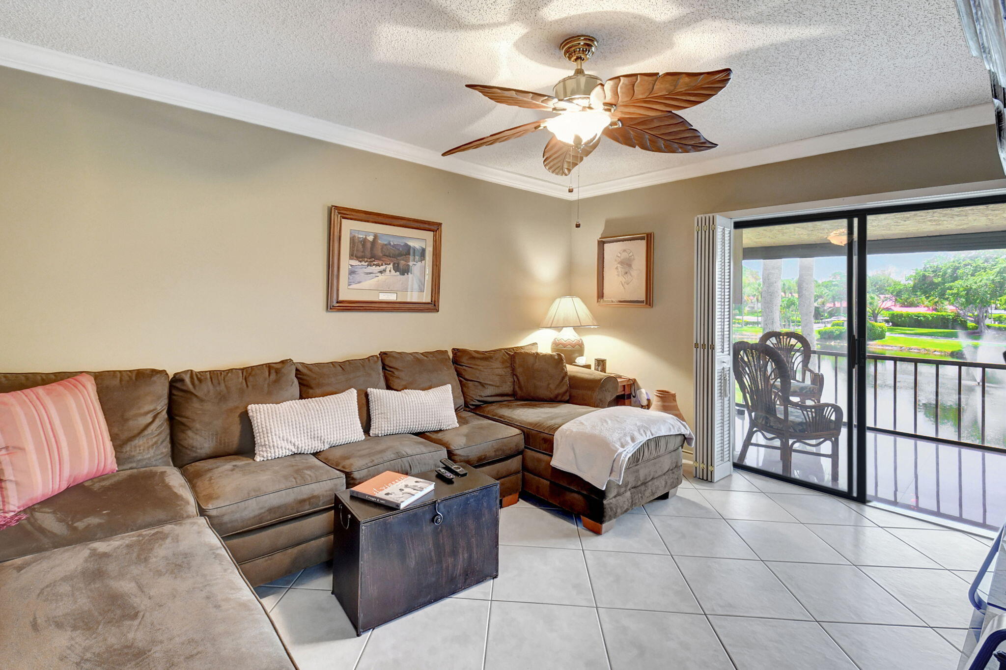 21214 Lago Circle, Unit B Boca Raton, FL 33433 - Photo 14 of 48 15-web-or-mls-DSC_6291