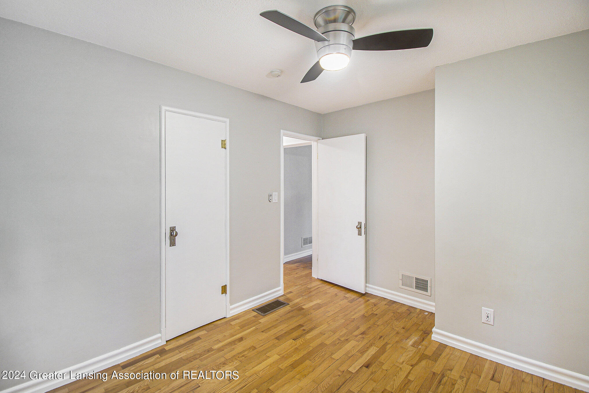 2108 Alpha Street Lansing, MI 48910 - Photo 14 of 28 012_ndp8692