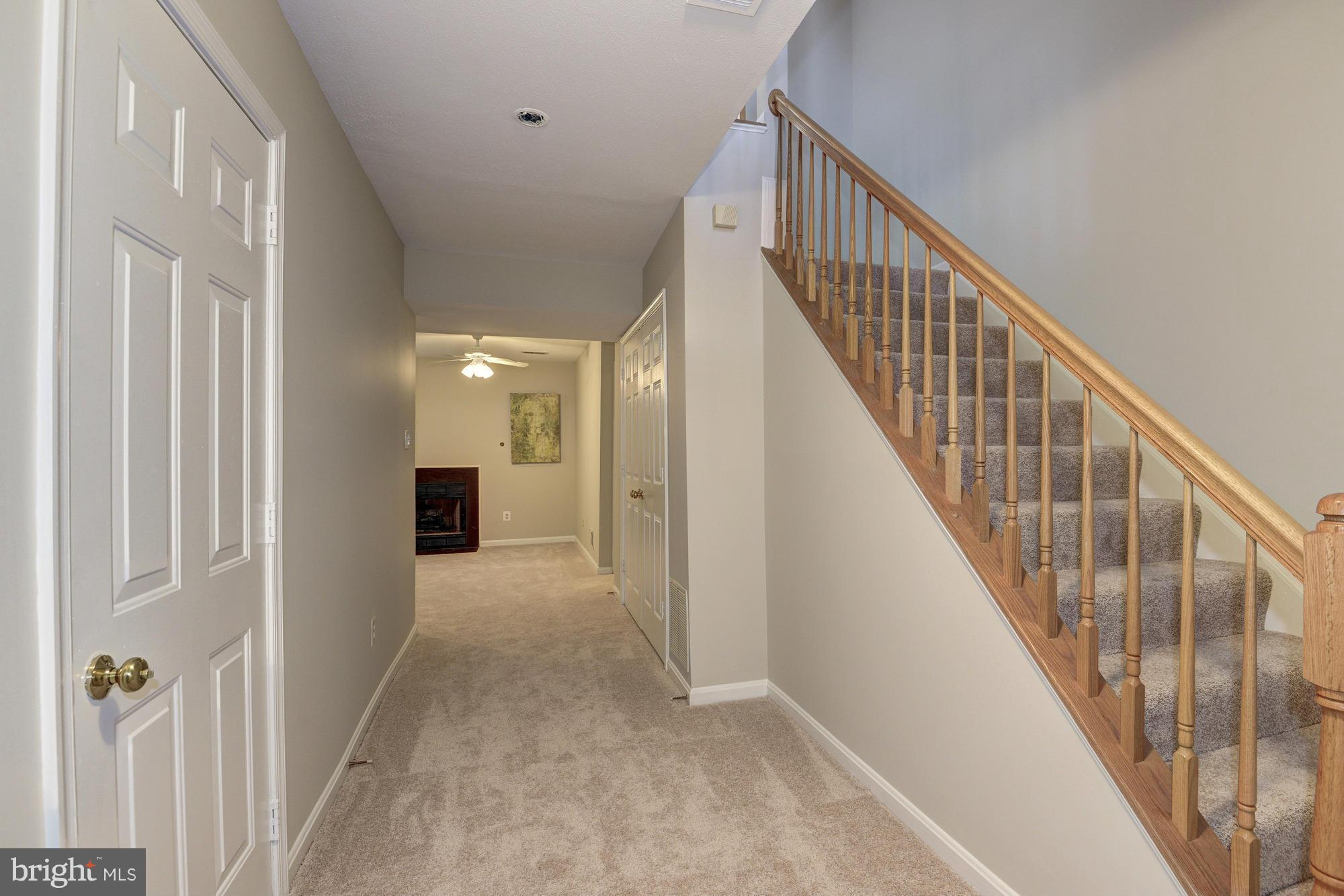 2827 Roesh Way Vienna, VA 22181 - Photo 28 of 30 Family Room