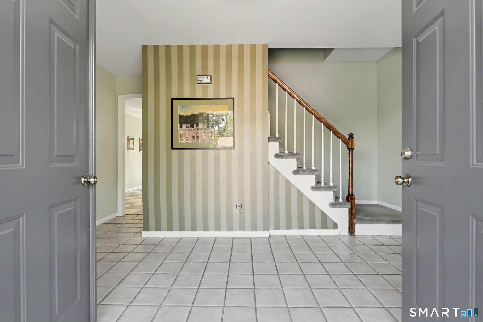 15 Wedgewood Road Trumbull, CT 06611 - Photo 2 of 40