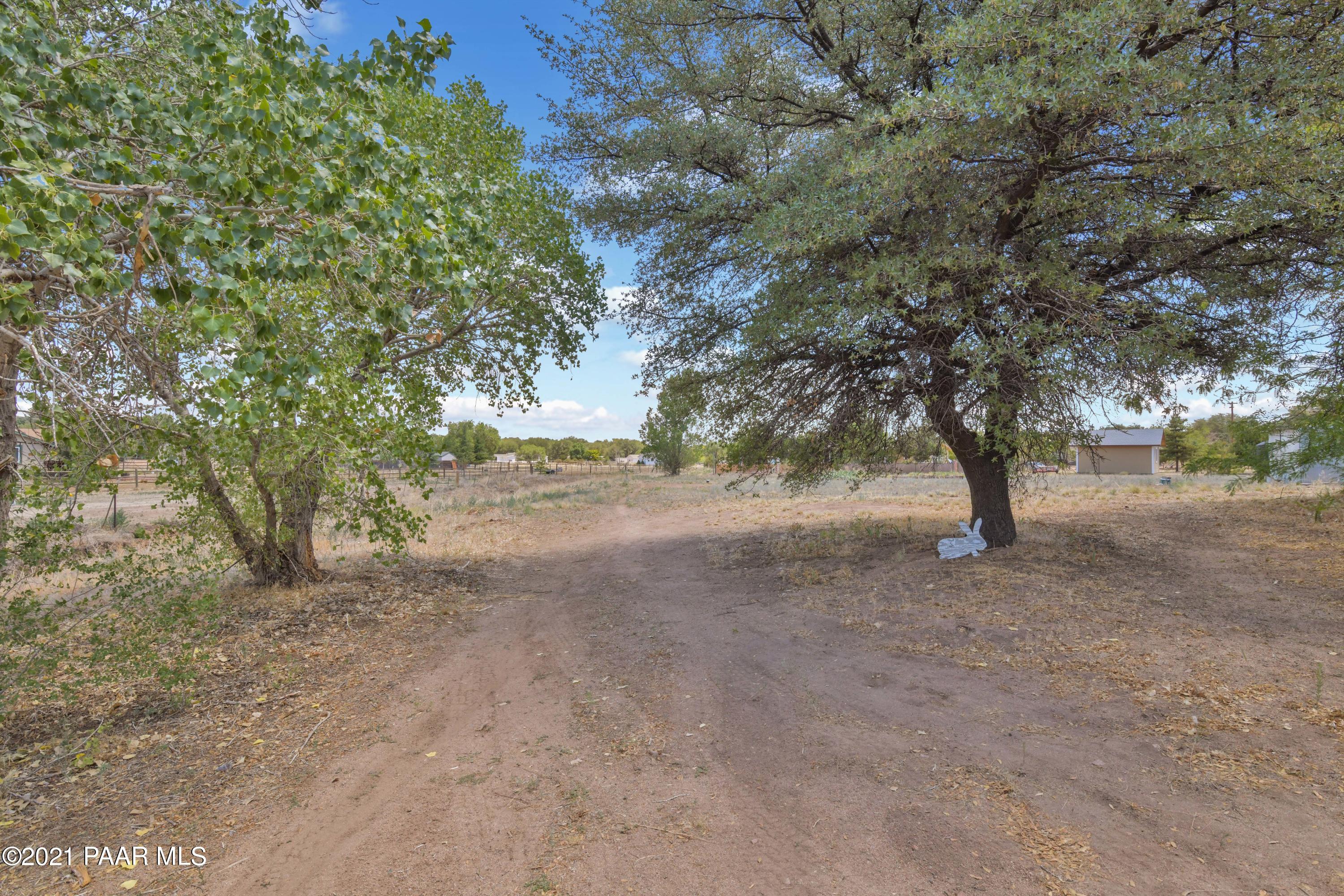 7435 North Spur Road Prescott, AZ 86305 - Photo 3 of 36 DSC_1832