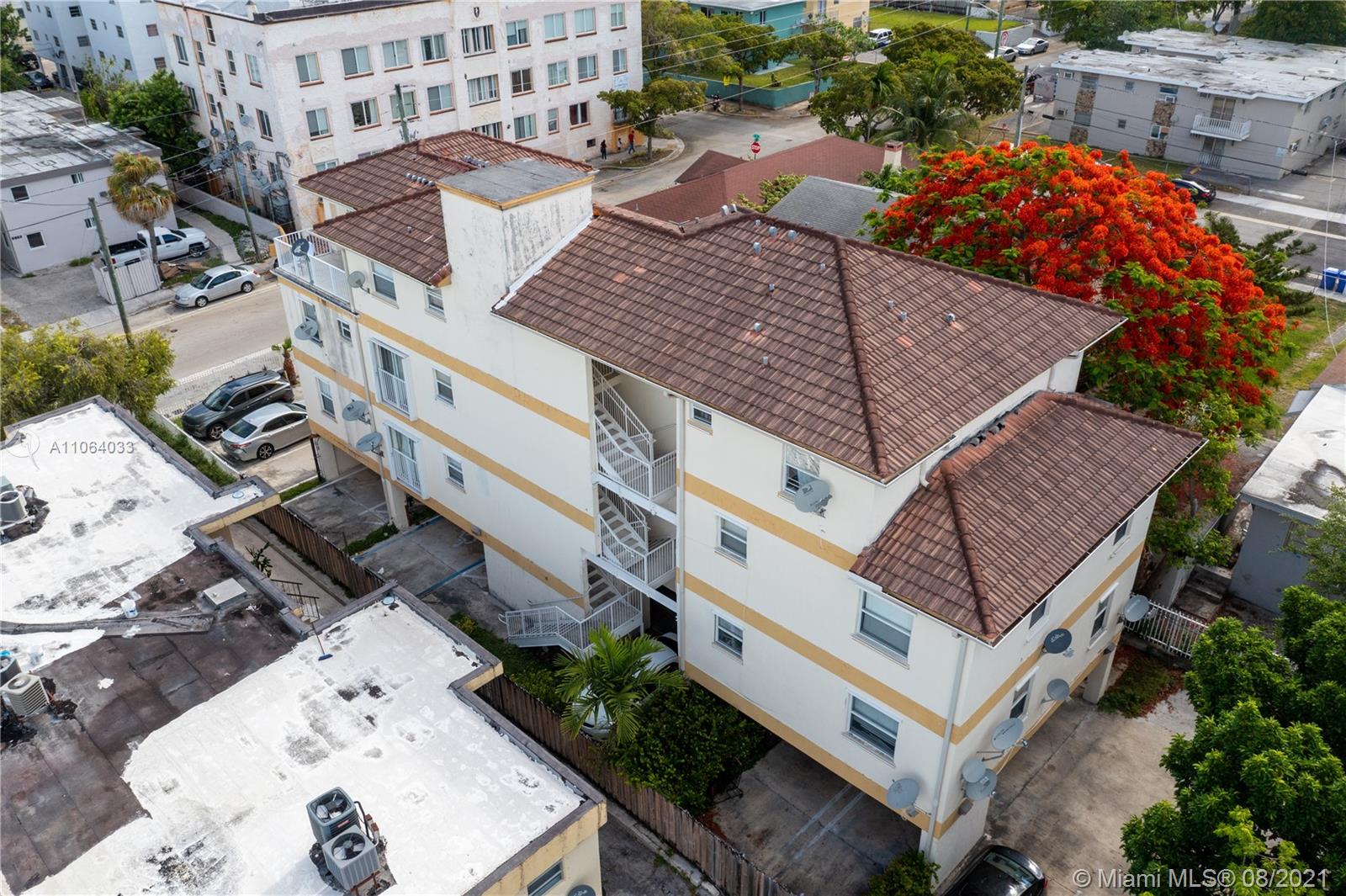 520 Southwest 5th Street, Unit 303 Miami, FL 33130 - Photo 48 of 49 an aerial view of a house