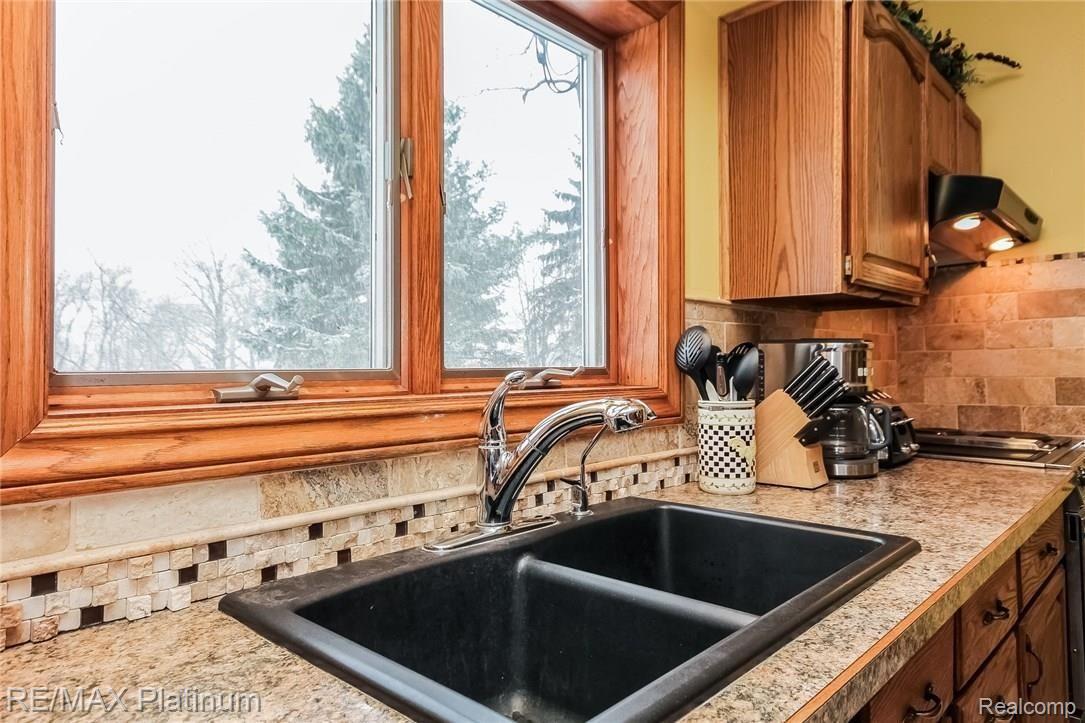 620 North Kane Road Webberville, MI 48892 - Photo 12 of 48 Kitchen