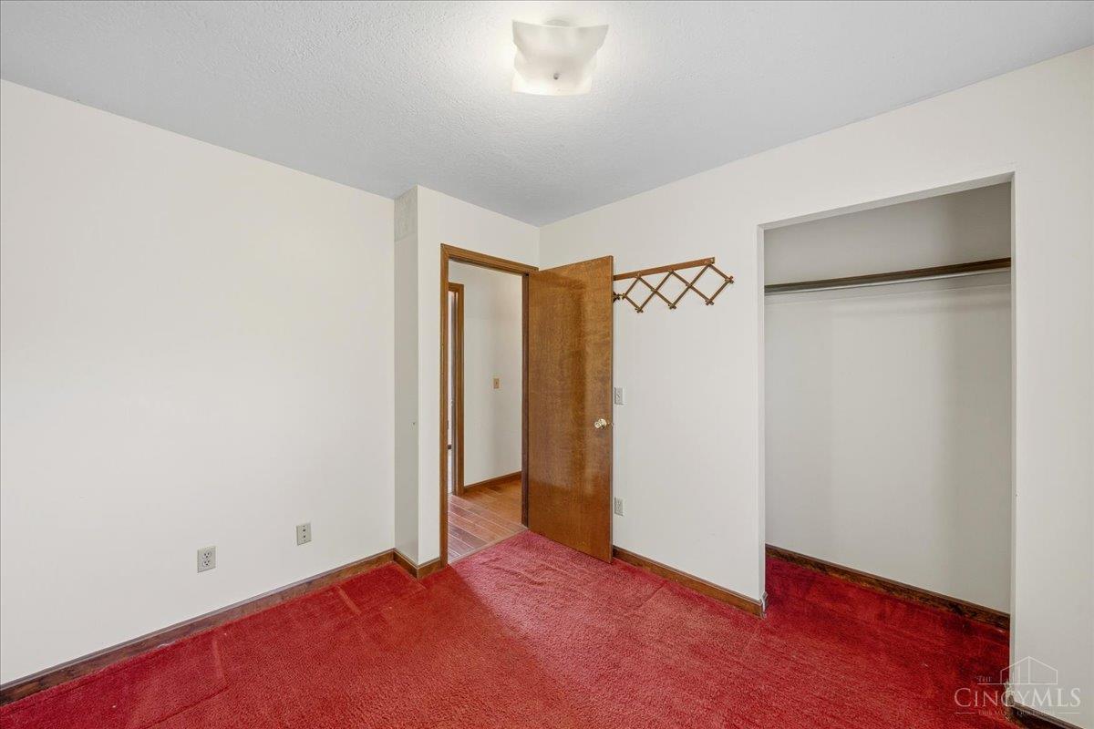 4770 Dent Road Cincinnati, OH 45248 - Photo 14 of 42