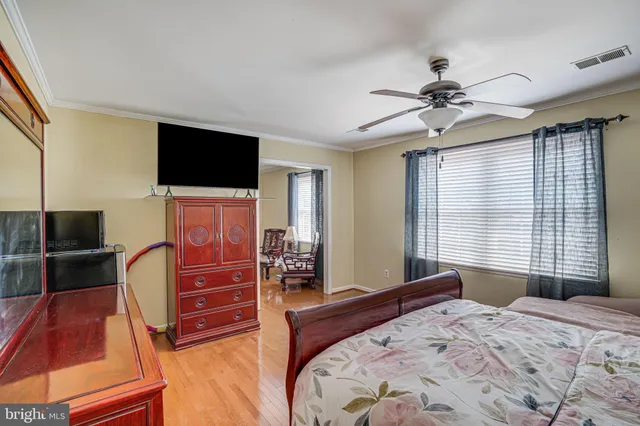 $849,900 | 4978 Dequincey Drive, Fairfax, VA 22032