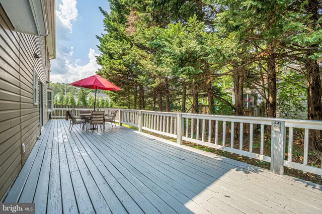 $849,900 | 4978 Dequincey Drive, Fairfax, VA 22032