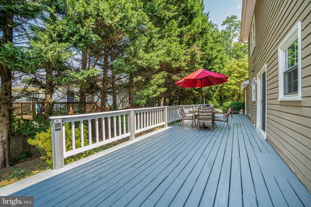 $849,900 | 4978 Dequincey Drive, Fairfax, VA 22032