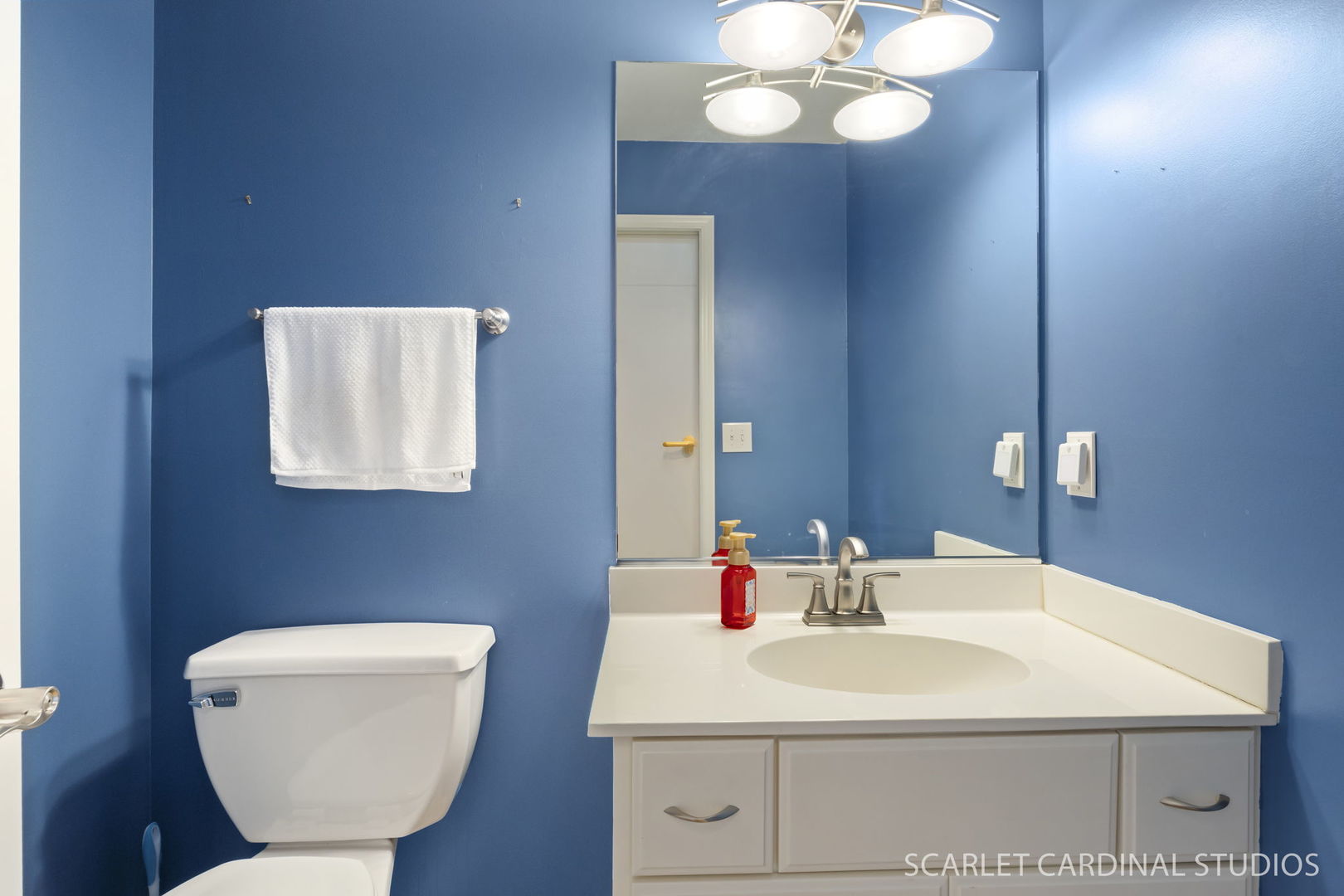877 Elm Street Sugar Grove, IL 60554 - Photo 15 of 38 a bathroom with a sink and a mirror