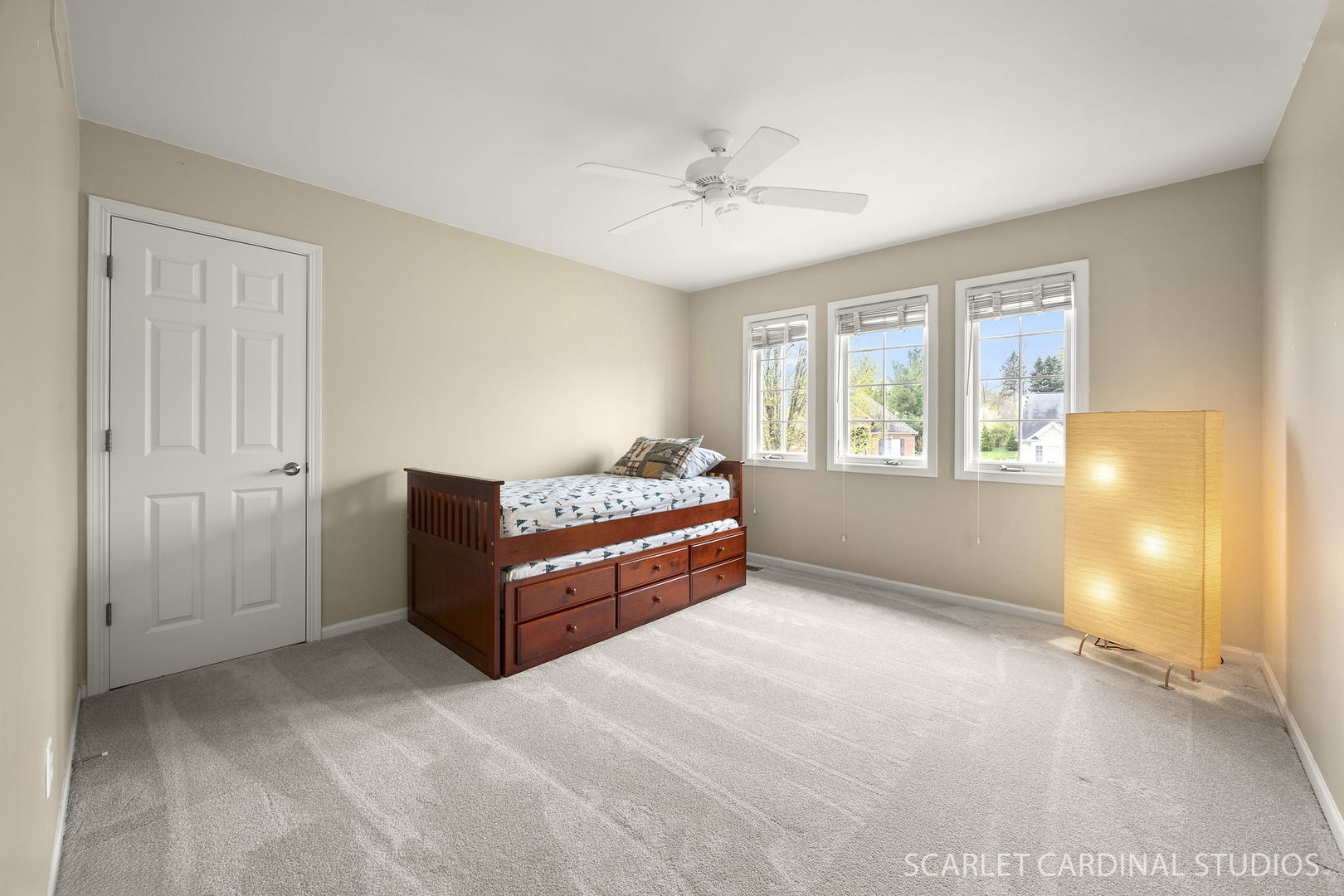 877 Elm Street Sugar Grove, IL 60554 - Photo 21 of 38 a room with a bed and window