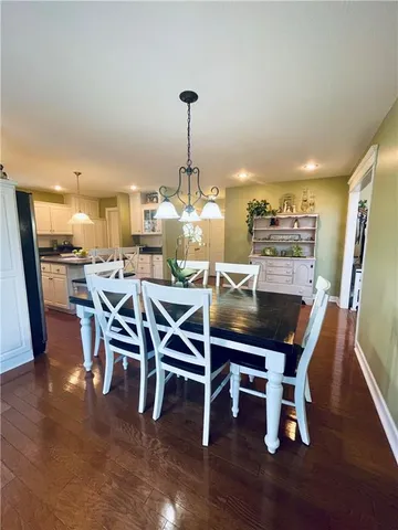 $425,000 | 810 Arrowhead Circle, Maryville, MO 64468