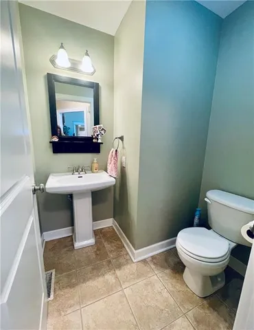 $425,000 | 810 Arrowhead Circle, Maryville, MO 64468