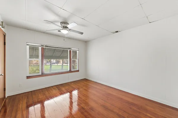$189,900 | 8360 South Baker Avenue, Chicago, IL 60617