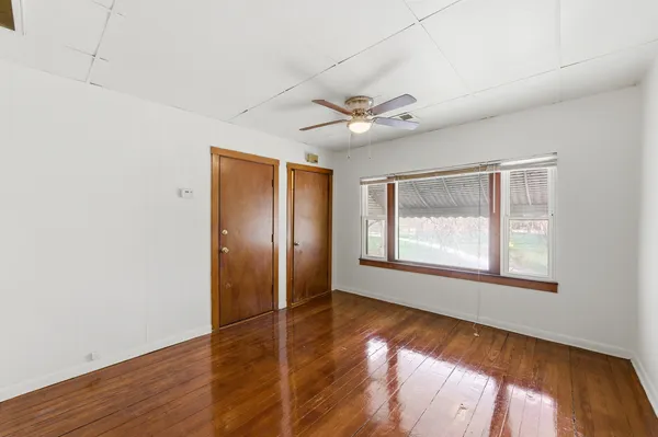$189,900 | 8360 South Baker Avenue, Chicago, IL 60617