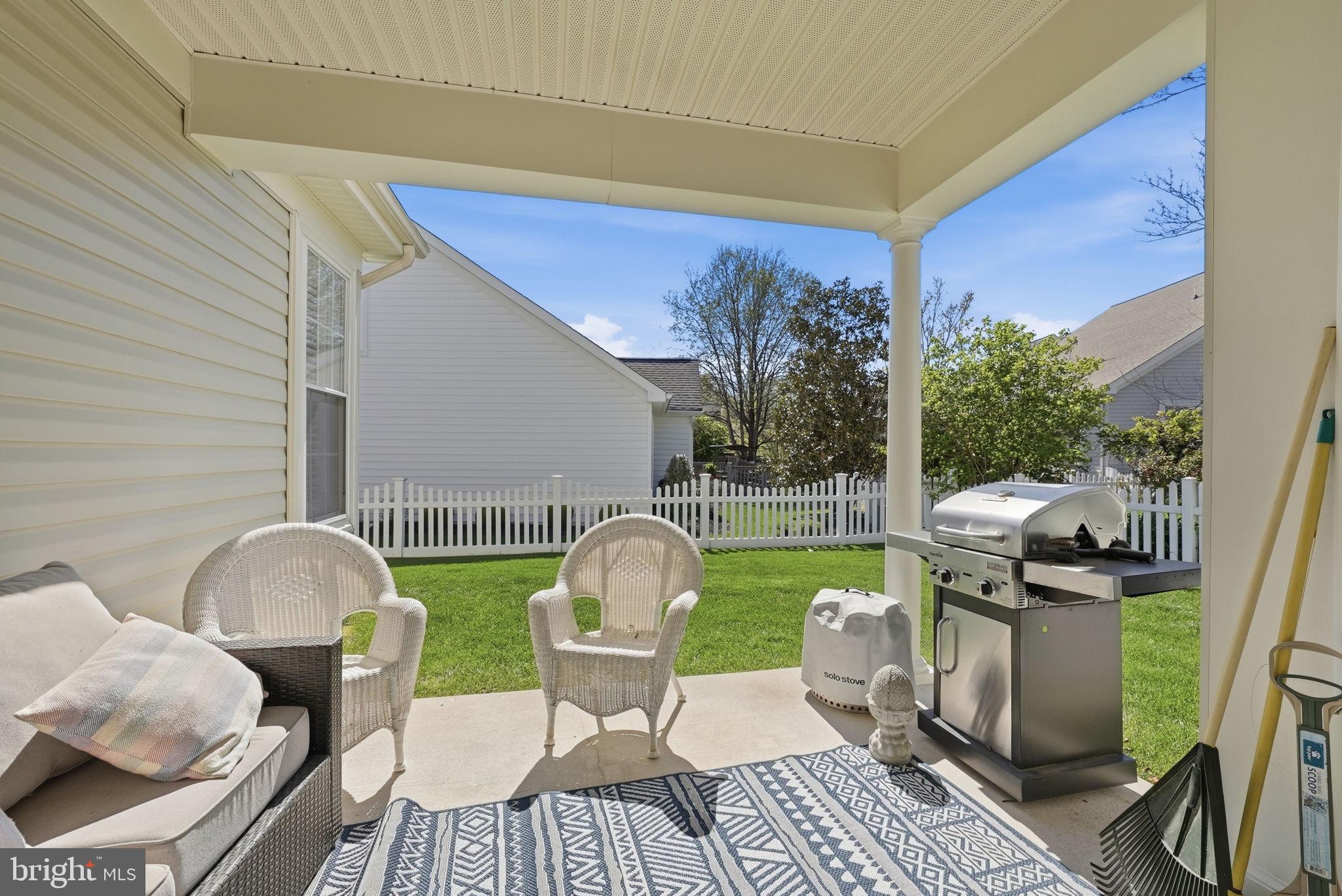 6828 Derby Run Way Gainesville, VA 20155 - Photo 4 of 30 Charming patio for outdoor gatherings.