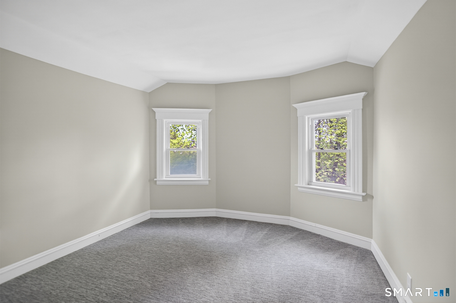 95 Parrott Avenue Bridgeport, CT 06606 - Photo 17 of 25