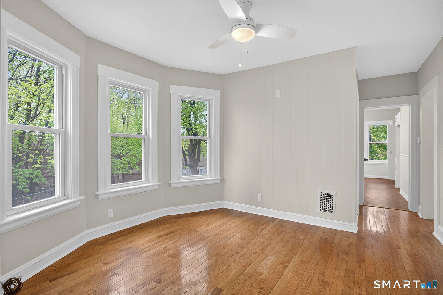 95 Parrott Avenue Bridgeport, CT 06606 - Photo 5 of 25