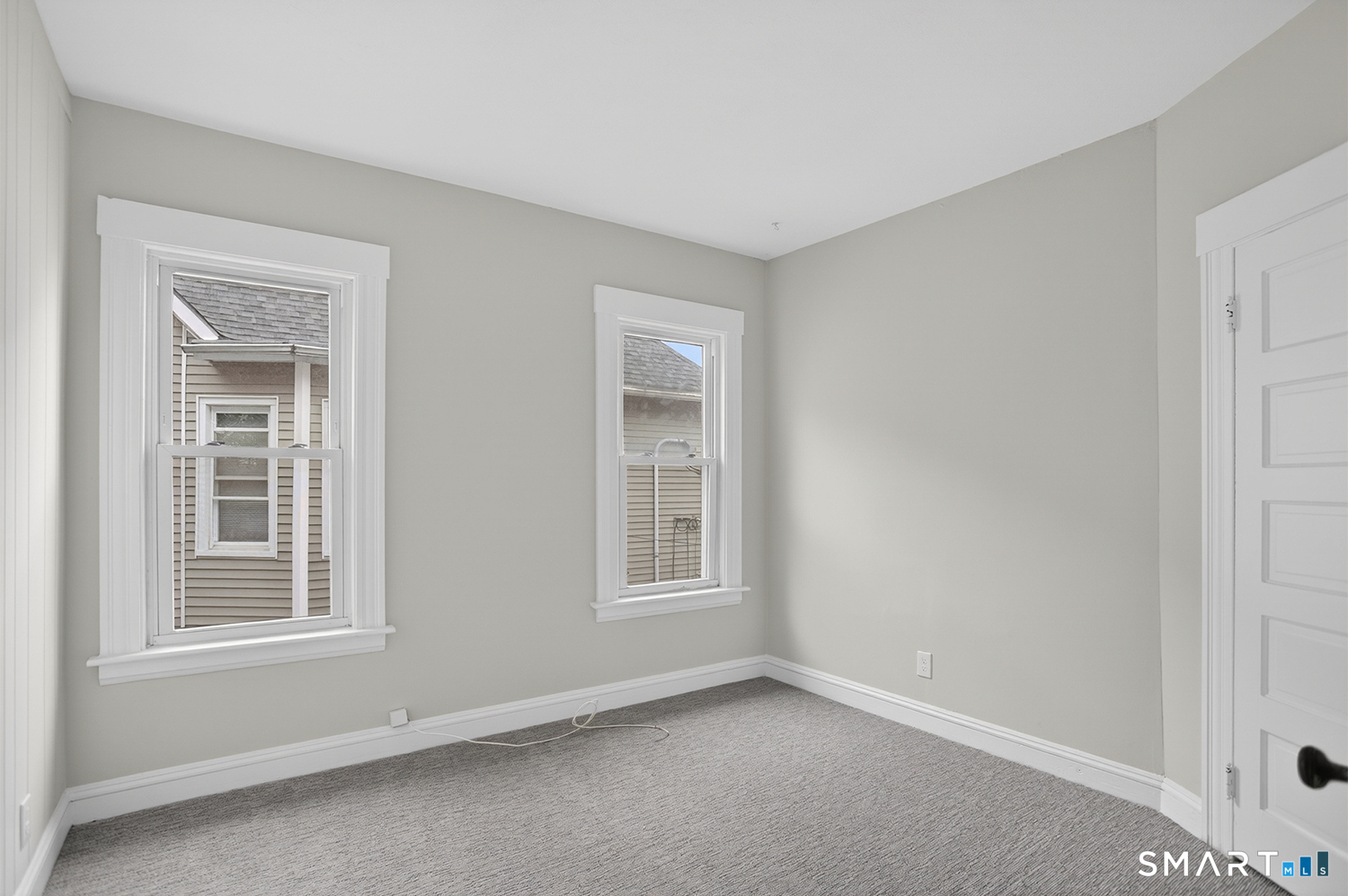 95 Parrott Avenue Bridgeport, CT 06606 - Photo 7 of 25