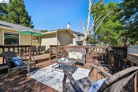 $1,100,000 | 2586 Buena Vista Avenue, Walnut Creek, CA 94597