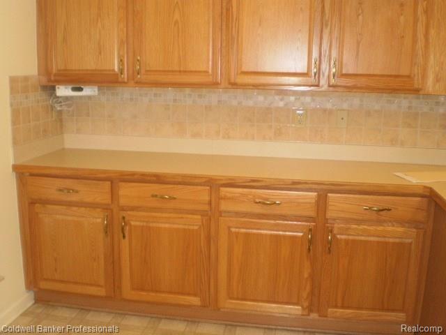 81 Manor Way, Unit 42 Rochester Hills, MI 48309 - Photo 8 of 34