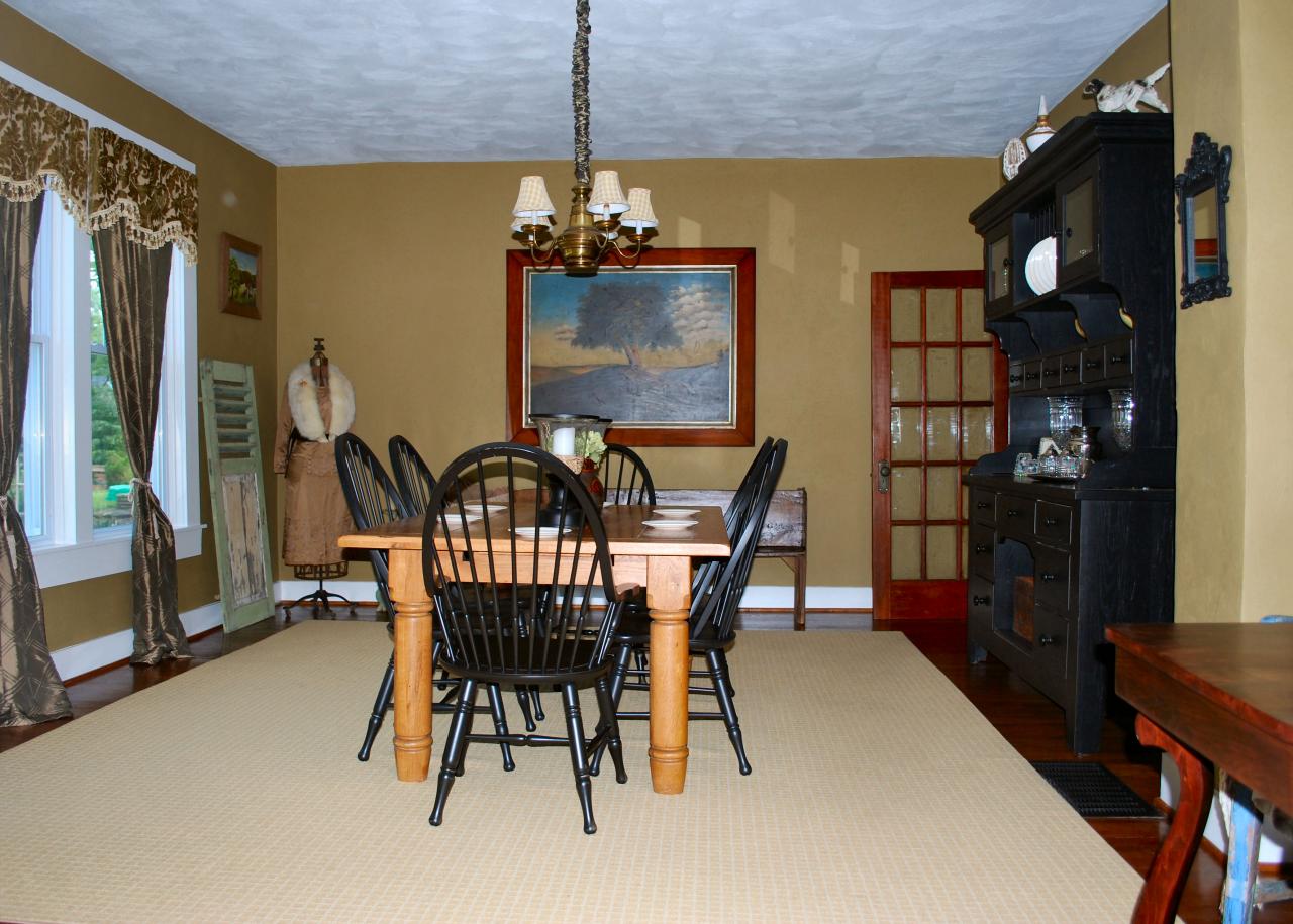 4 Mt Pleasant Church Road Fincastle, VA 24090 - Photo 4 of 25 Large Dining Room