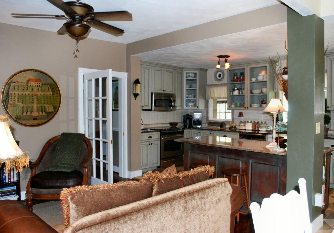 4 Mt Pleasant Church Road Fincastle, VA 24090 - Photo 7 of 25 Eat-In Kitchen