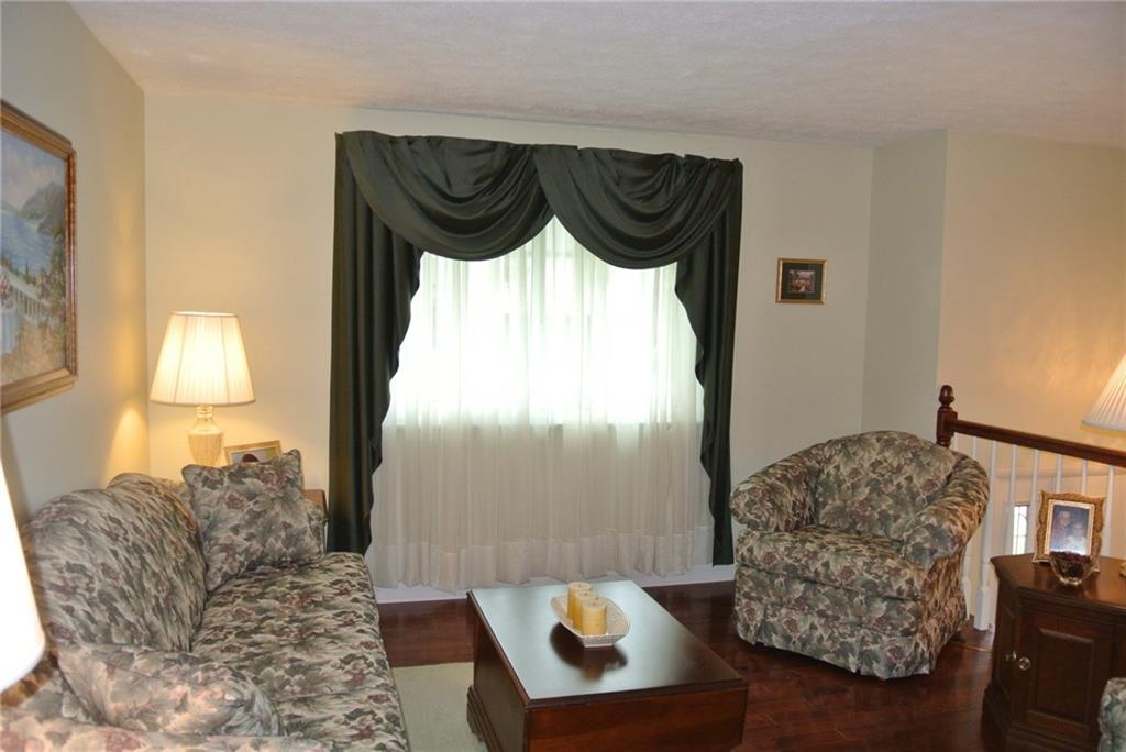 163 MacBeth Drive Lower Burrell, PA 15068 - Photo 3 of 23