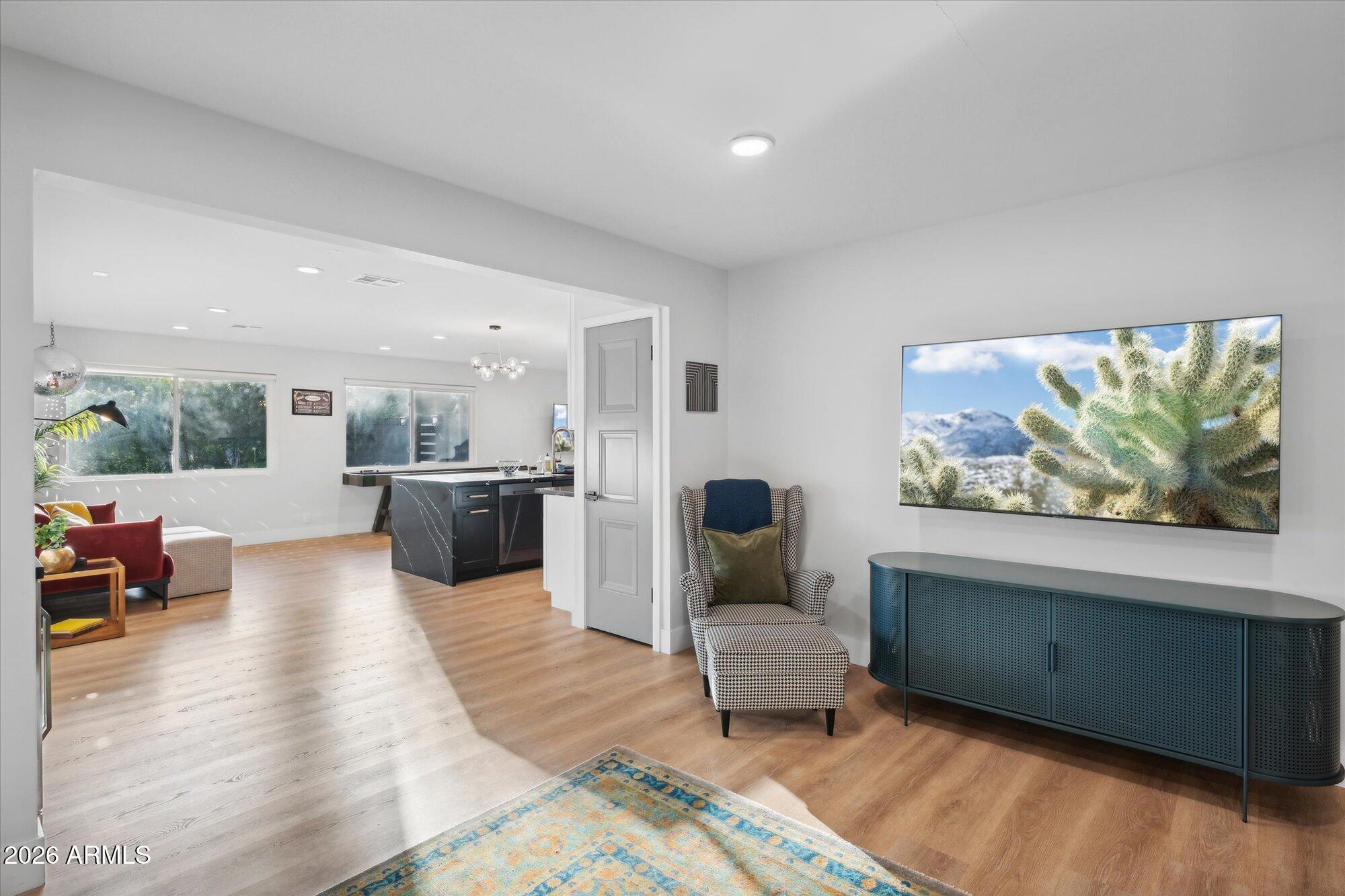 3802 East Piccadilly Road Phoenix, AZ 85018 - Photo 19 of 34