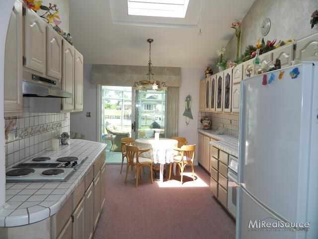 7224 Cardinal Road Algonac, MI 48001 - Photo 11 of 20 31191987-10.JPG
